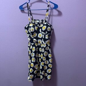 Yellow daisy dress